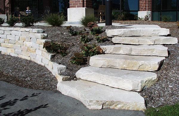Eden Outcropping | Outcropping | Stone | Niemeyer's Landscape Supply