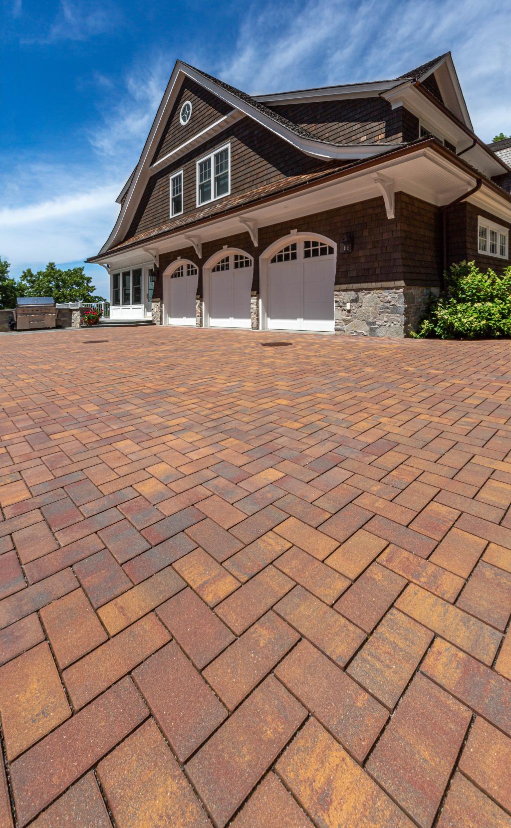 Unilock Paver and Walls Landscape Hardscape Niemeyer's Landsc...