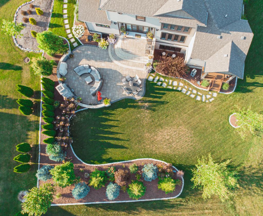 Blade Cutters Landscaping Landscapers Hardscape Niemeyer's