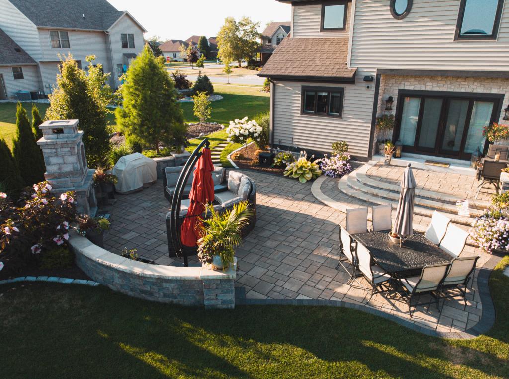 Blade Cutters Landscaping Landscapers Hardscape Niemeyer's