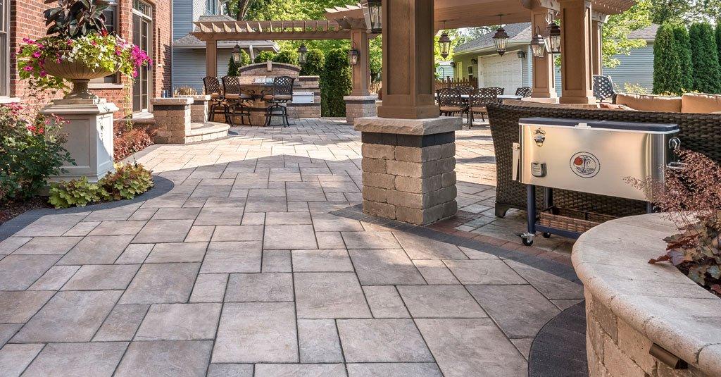 Beacon Hill Flagstone Pavers Pavers & Retaining Walls Niemeye...