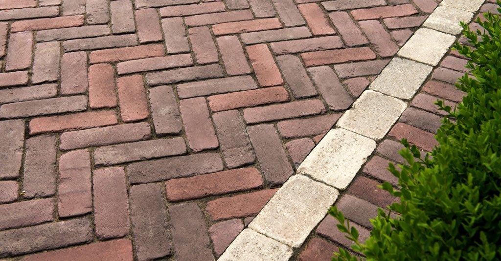 Copthorne | Pavers | Pavers & Retaining Walls | Niemeyer's Landscap...