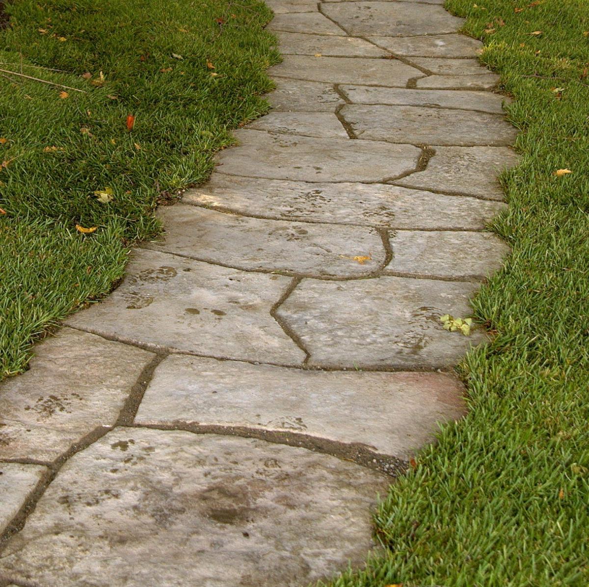 Grand Flagstone | Pavers | Pavers & Retaining Walls ...