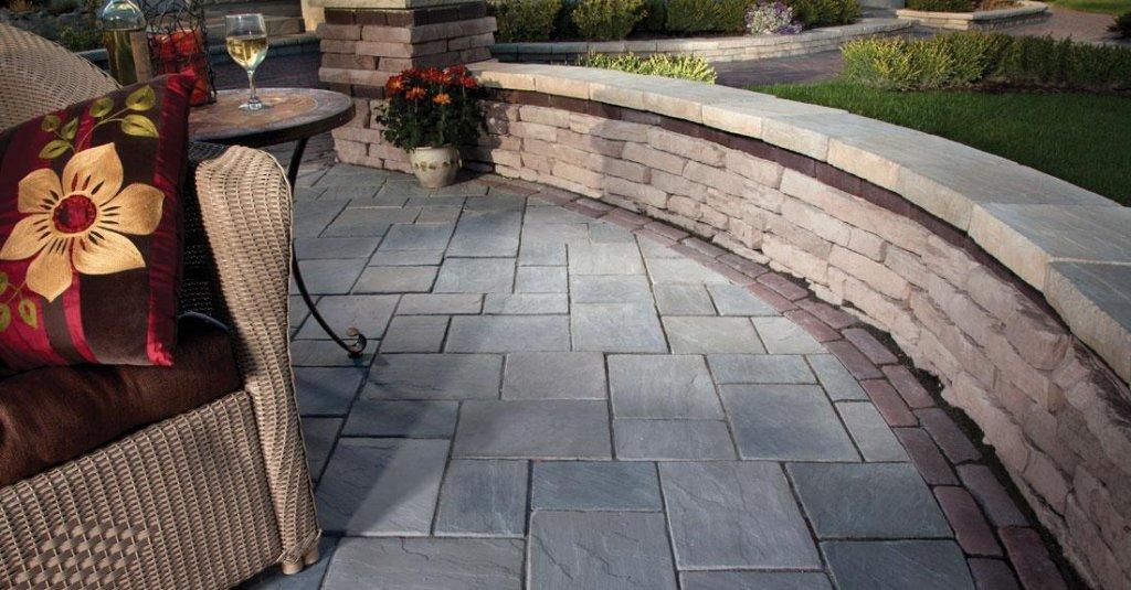Rivercrest Wall | Walls & Verticals | Pavers & Retaining Walls | Ni...