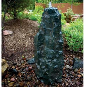 Large Fractured Basalt Column Fountain