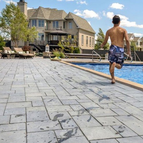 Richcliff | Pavers | Pavers & Retaining Walls | Niemeyer's Landscap